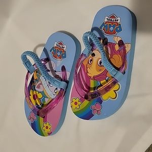Girls paw patrol sandals